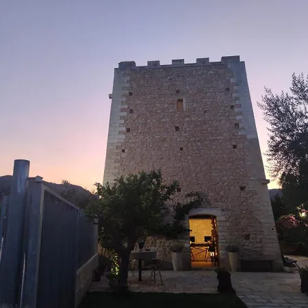 Hotel Torre Santamaria 4*