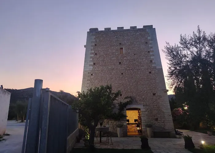 Hotel Torre Santamaria 4*